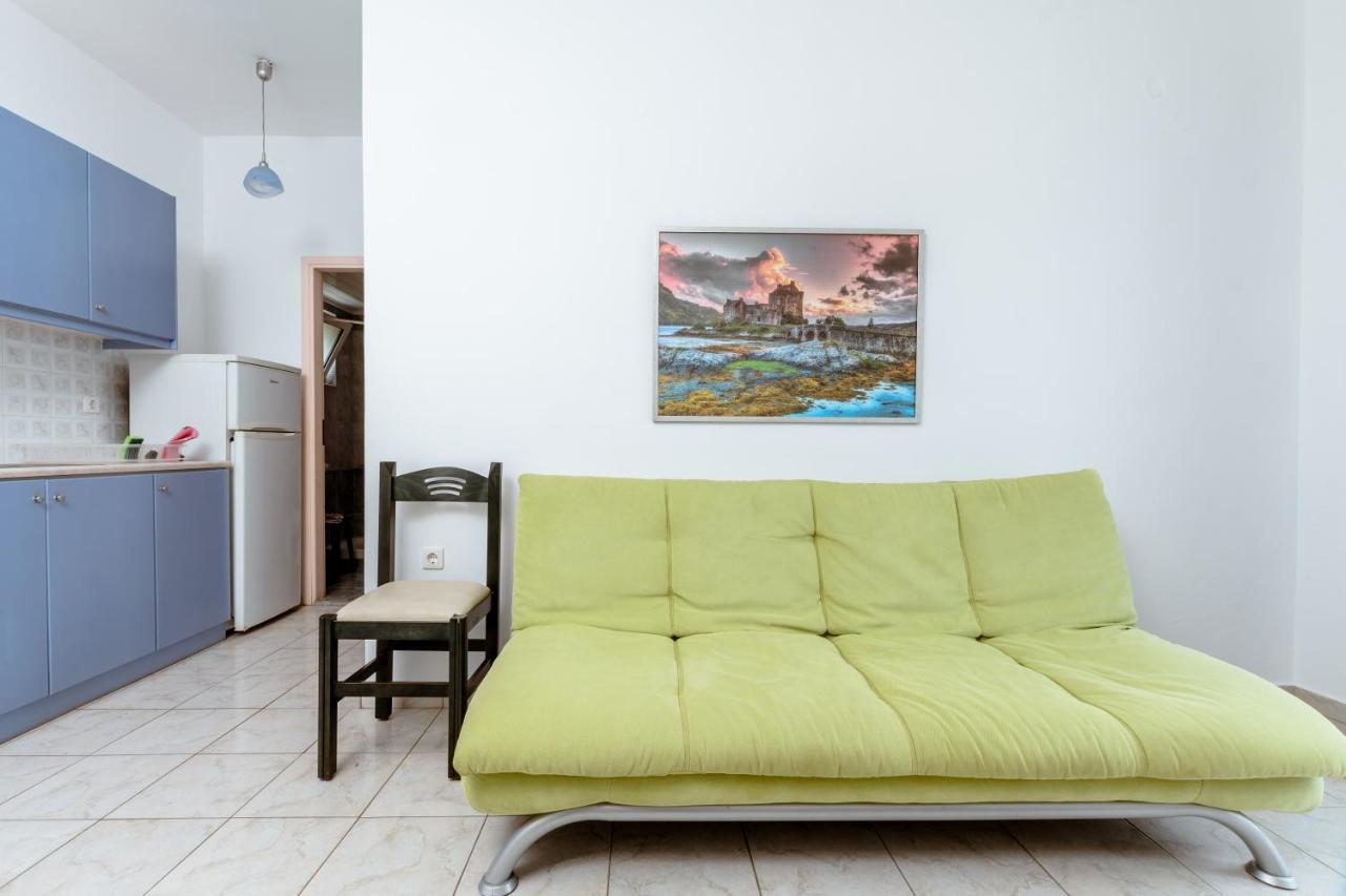 Asterina Seaside Apartments Kalivai Exteriör bild