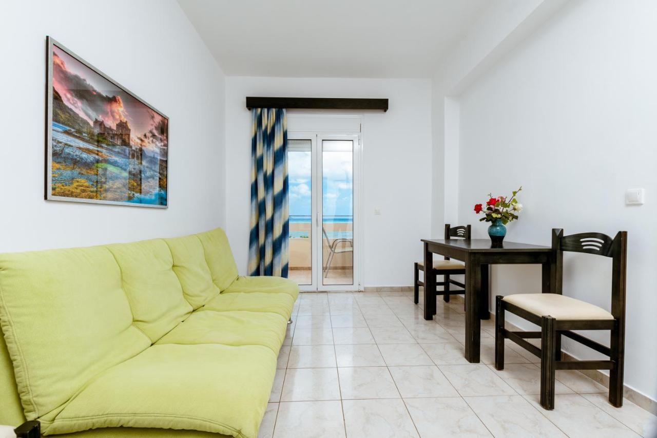 Asterina Seaside Apartments Kalivai Exteriör bild